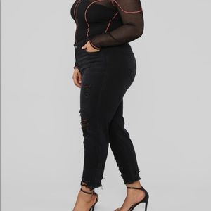 Cute ripped black jeans